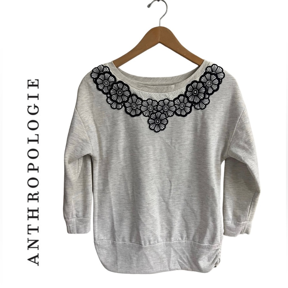 ANTHROPOLOGIE SATURDAY SUNDAY Embroidered Flower Floral Sweatshirt‎ Top Size XS